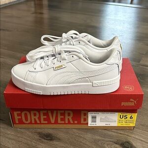 PUMA Women's White and Gold Sneakers